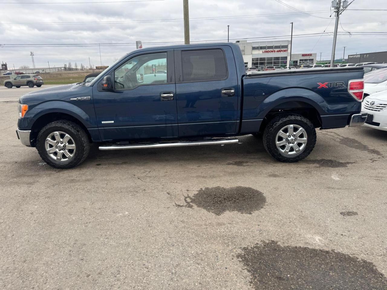 2014 Ford F-150 XTR, 4X4, SUPERCREW, ONLY 199KMS, V6, CERTIFIED - Photo #2
