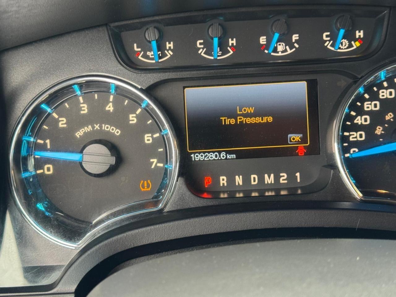 2014 Ford F-150 XTR, 4X4, SUPERCREW, ONLY 199KMS, V6, CERTIFIED - Photo #12
