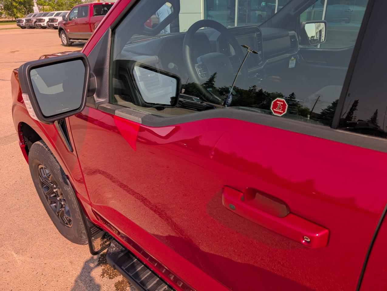 2025 Ford F-150 XLT Photo5