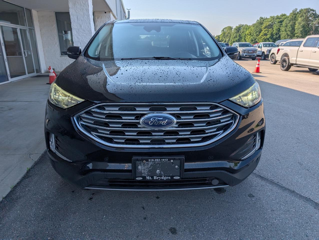 2023 Ford Edge Titanium Photo