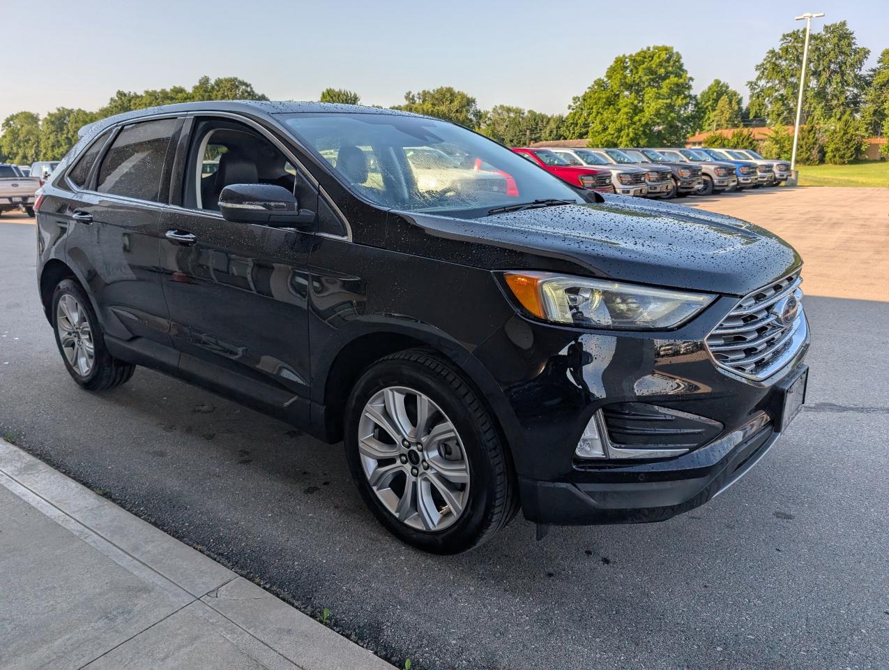 2023 Ford Edge Titanium Photo