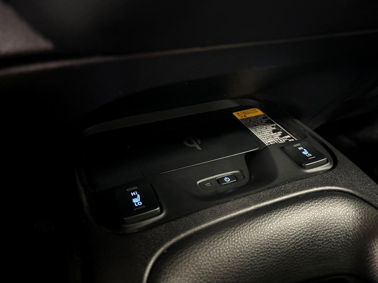 2020 Toyota Corolla LE UPGRADE|CVT|ALLOYS|SUNROOF|WIRELESSCHARGING|+++ - Photo #17