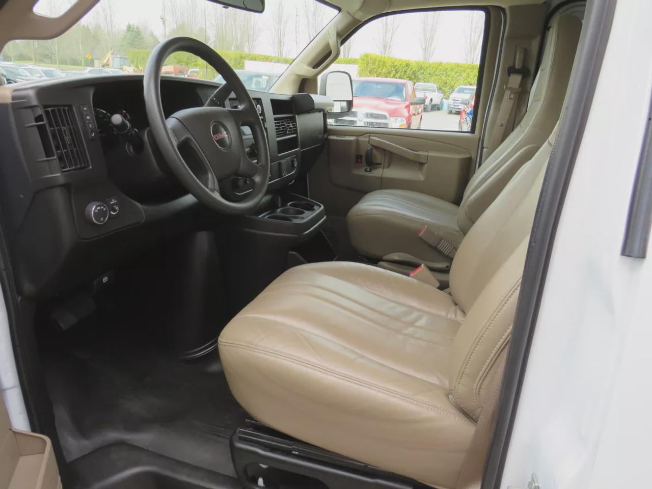 2023 GMC Savana Cargo Van G2500 Cargo  | Low Km | Safety Certified | Alloy Rims | Leather Seats Photo3