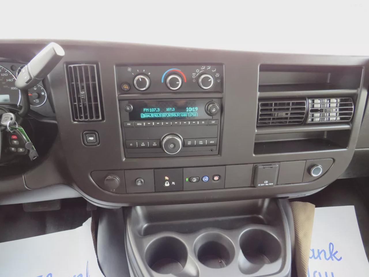 2023 GMC Savana Cargo Van G2500 Cargo  | Low Km | Safety Certified | Alloy Rims | Leather Seats Photo