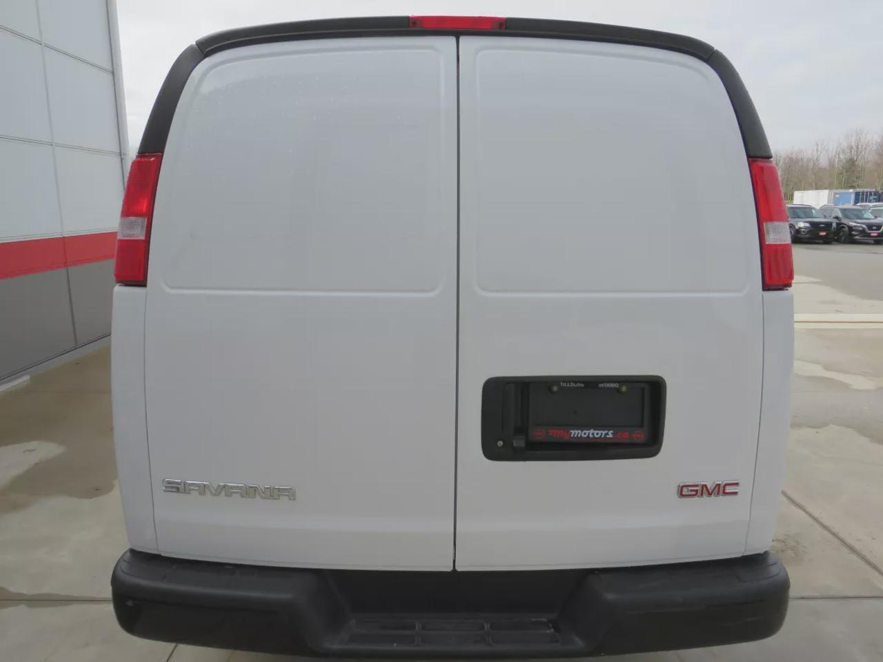 2023 GMC Savana Cargo Van G2500 Cargo  | Low Km | Safety Certified | Alloy Rims | Leather Seats Photo