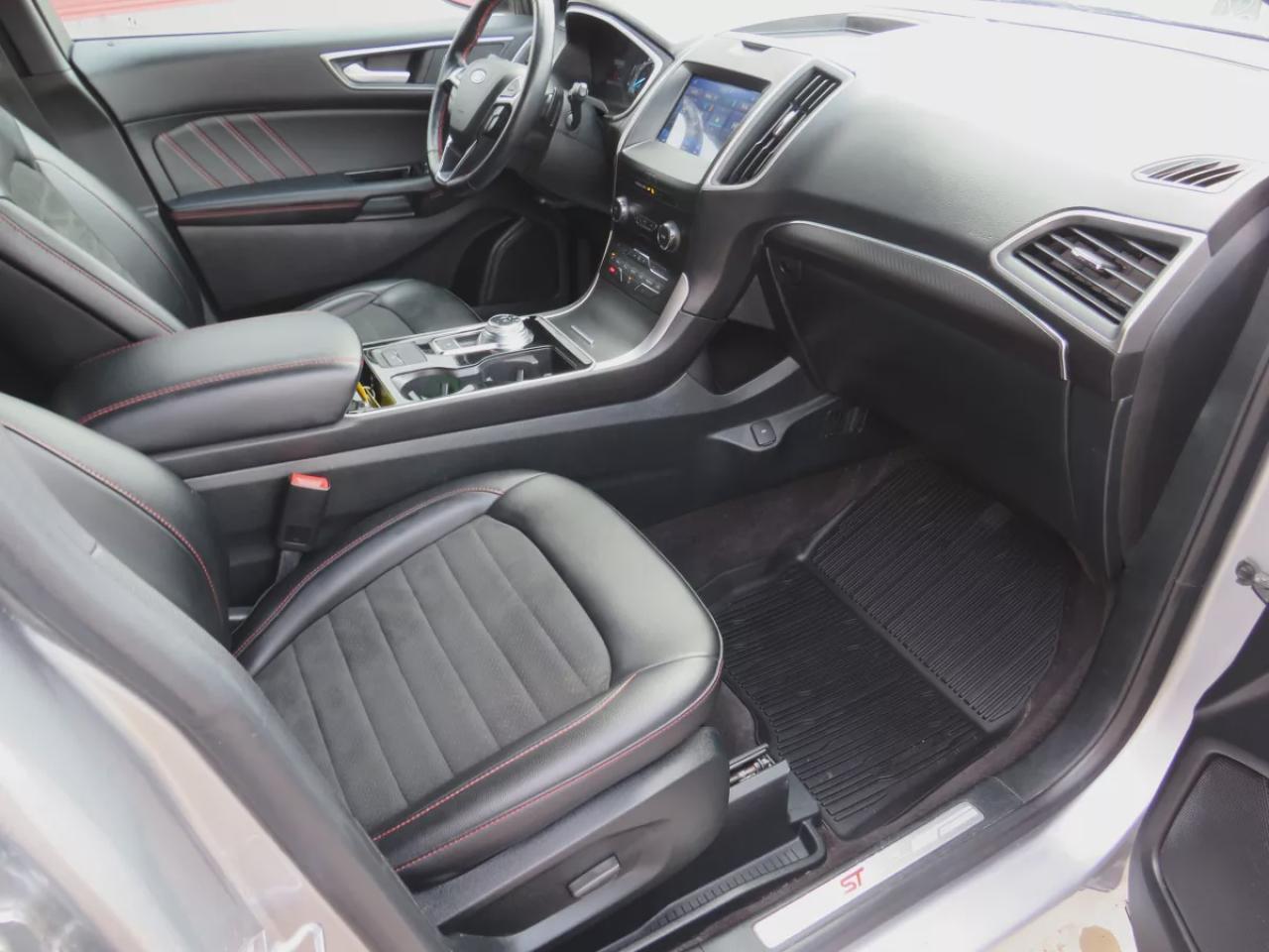 2020 Ford Edge SEL (**LOW KM!!**CLEAN TITLE/NO ACCIDENTS**SAFETY/CERTIFIED**TRAILER HITCH**NAVIGATION**REVERSE CAMERA**FOG LIGHTS**REMOTE START**ALLOY RIMS**LEATHER TRIM**POWER TAILGATE**HEATED SEATS**POWER SEATS**LEATHER WRAPPED STEERING WHEEL**CRUISE CONTROL**BLUETOOH Photo