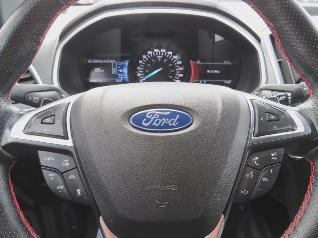 2020 Ford Edge SEL (**LOW KM!!**CLEAN TITLE/NO ACCIDENTS**SAFETY/CERTIFIED**TRAILER HITCH**NAVIGATION**REVERSE CAMERA**FOG LIGHTS**REMOTE START**ALLOY RIMS**LEATHER TRIM**POWER TAILGATE**HEATED SEATS**POWER SEATS**LEATHER WRAPPED STEERING WHEEL**CRUISE CONTROL**BLUETOOH Photo