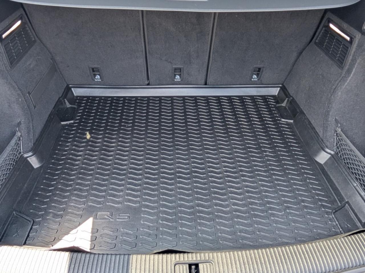 2023 Audi Q5 Komfort 45 TFSI quattro  **HTD SW - PWR GATE** Photo