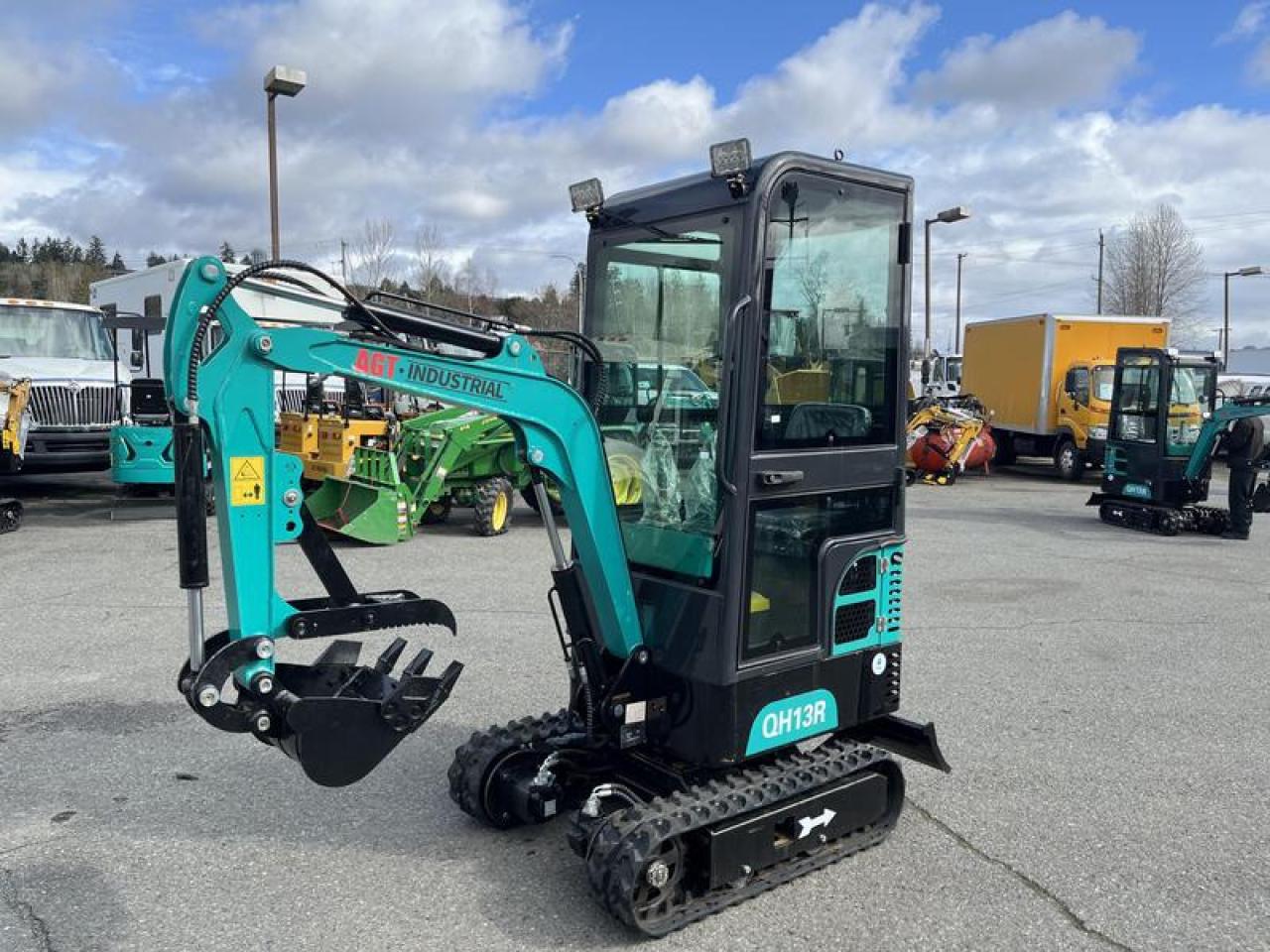 Used 2024 AGT Industrial Green QH13R Mini Excavator 420CC Gas Engine (New) for sale in Burnaby, BC