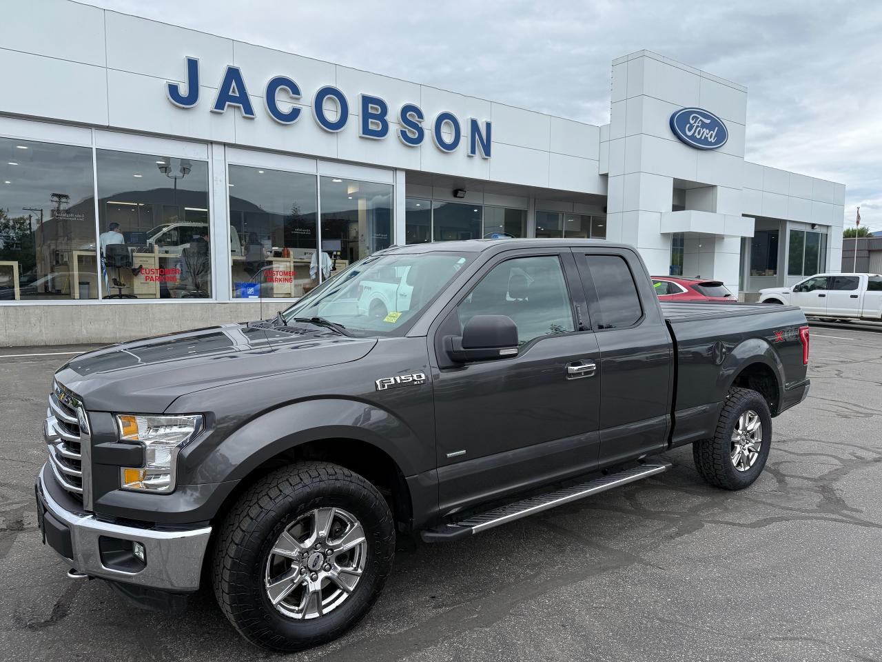 2015 Ford F-150 XLT Photo0
