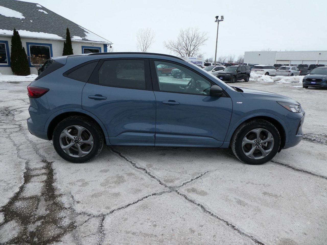 2024 Ford Escape ST-Line Photo