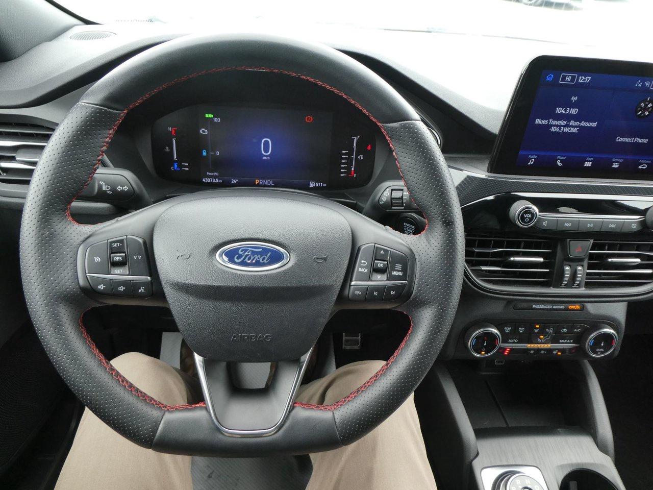 2024 Ford Escape ST-Line Photo