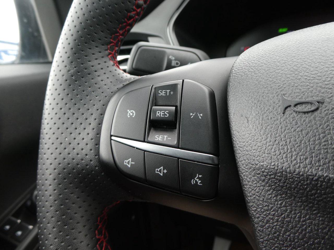 2024 Ford Escape ST-Line Photo