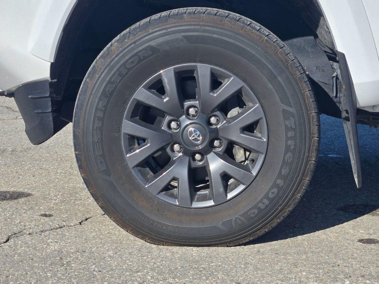 2022 Toyota Tacoma Base - Photo #9