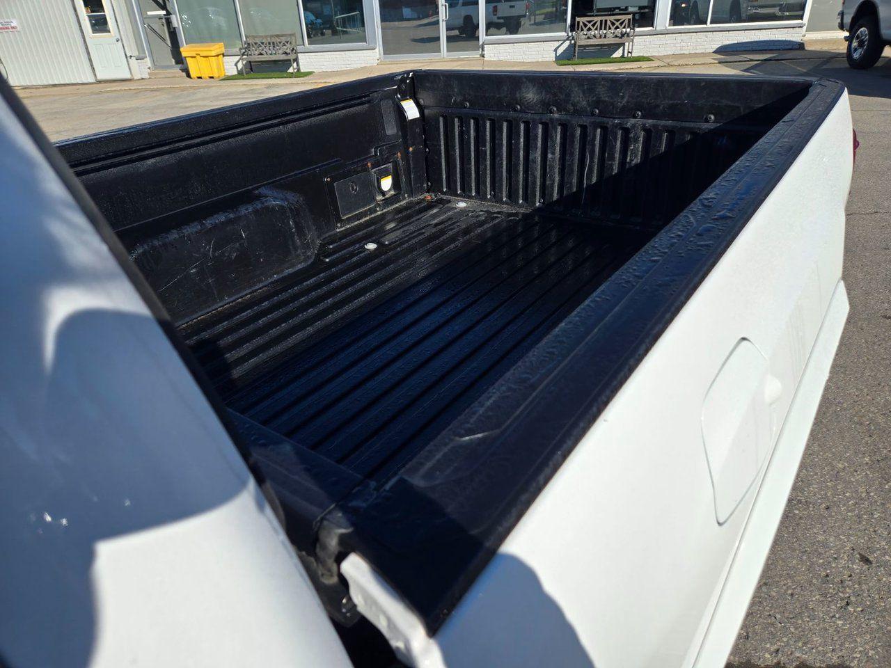 2022 Toyota Tacoma Base - Photo #11