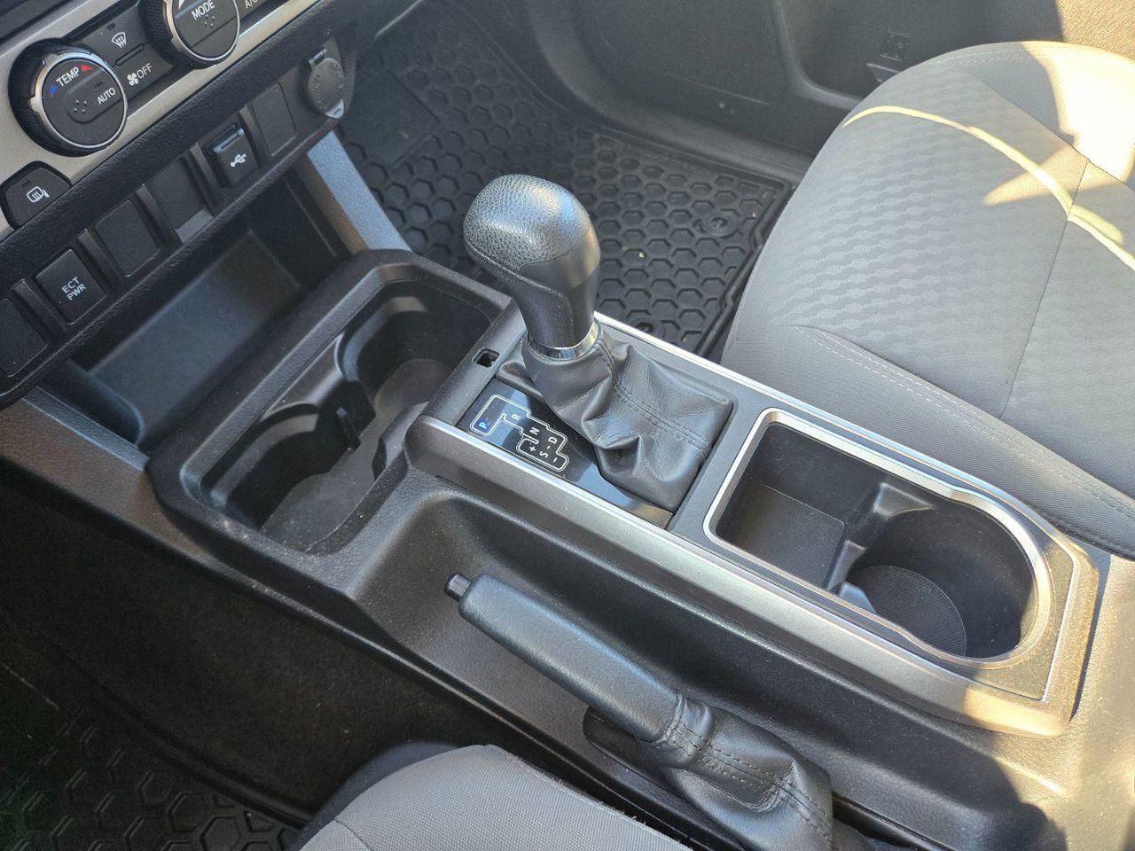 2022 Toyota Tacoma Base - Photo #18