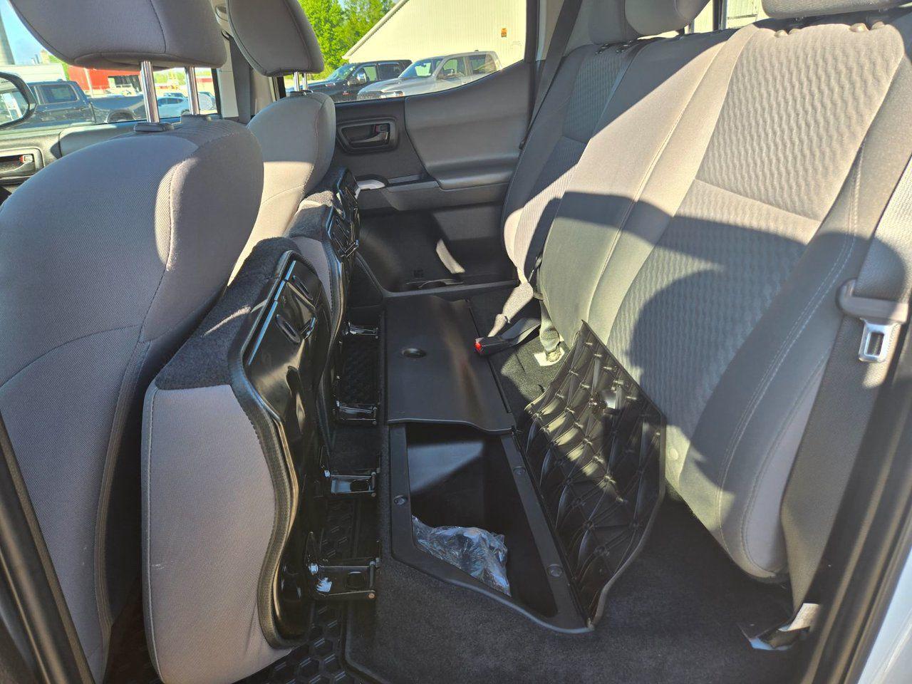2022 Toyota Tacoma Base - Photo #24