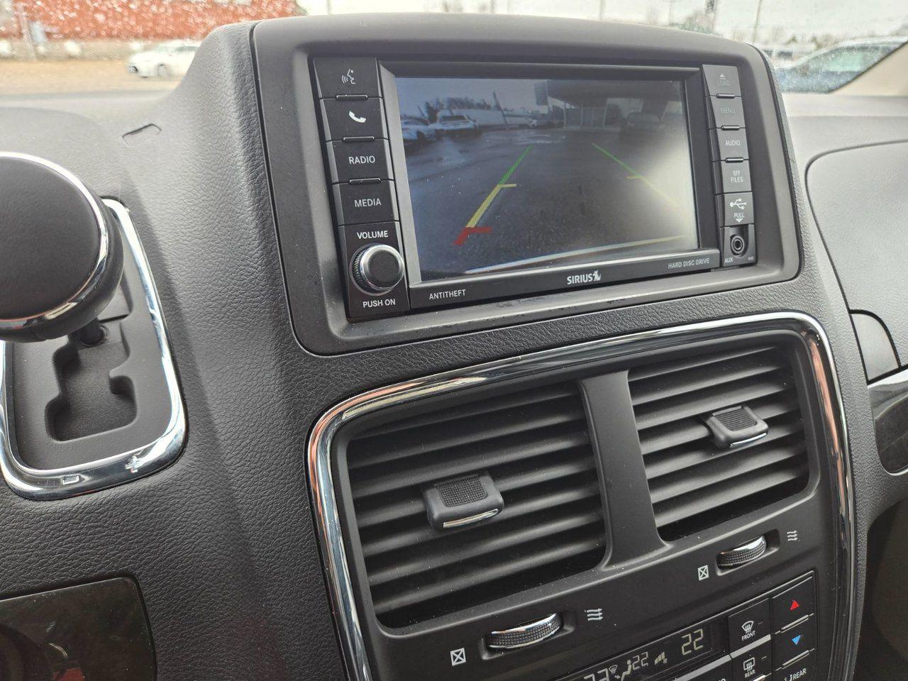 2015 Dodge Grand Caravan Crew Plus - Photo #17