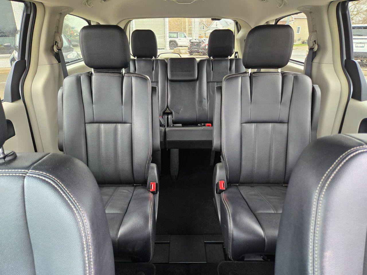 2015 Dodge Grand Caravan Crew Plus - Photo #21