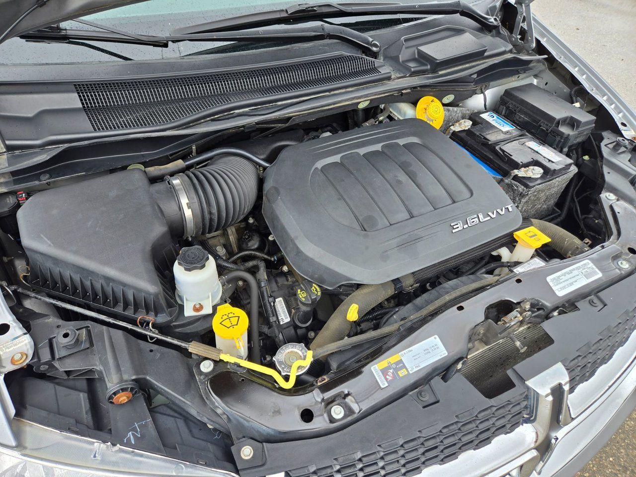 2015 Dodge Grand Caravan Crew Plus - Photo #30