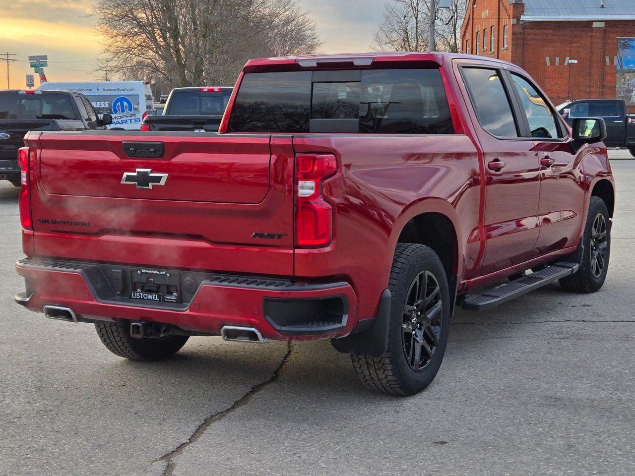 2023 Chevrolet Silverado 1500 RST - Photo #5