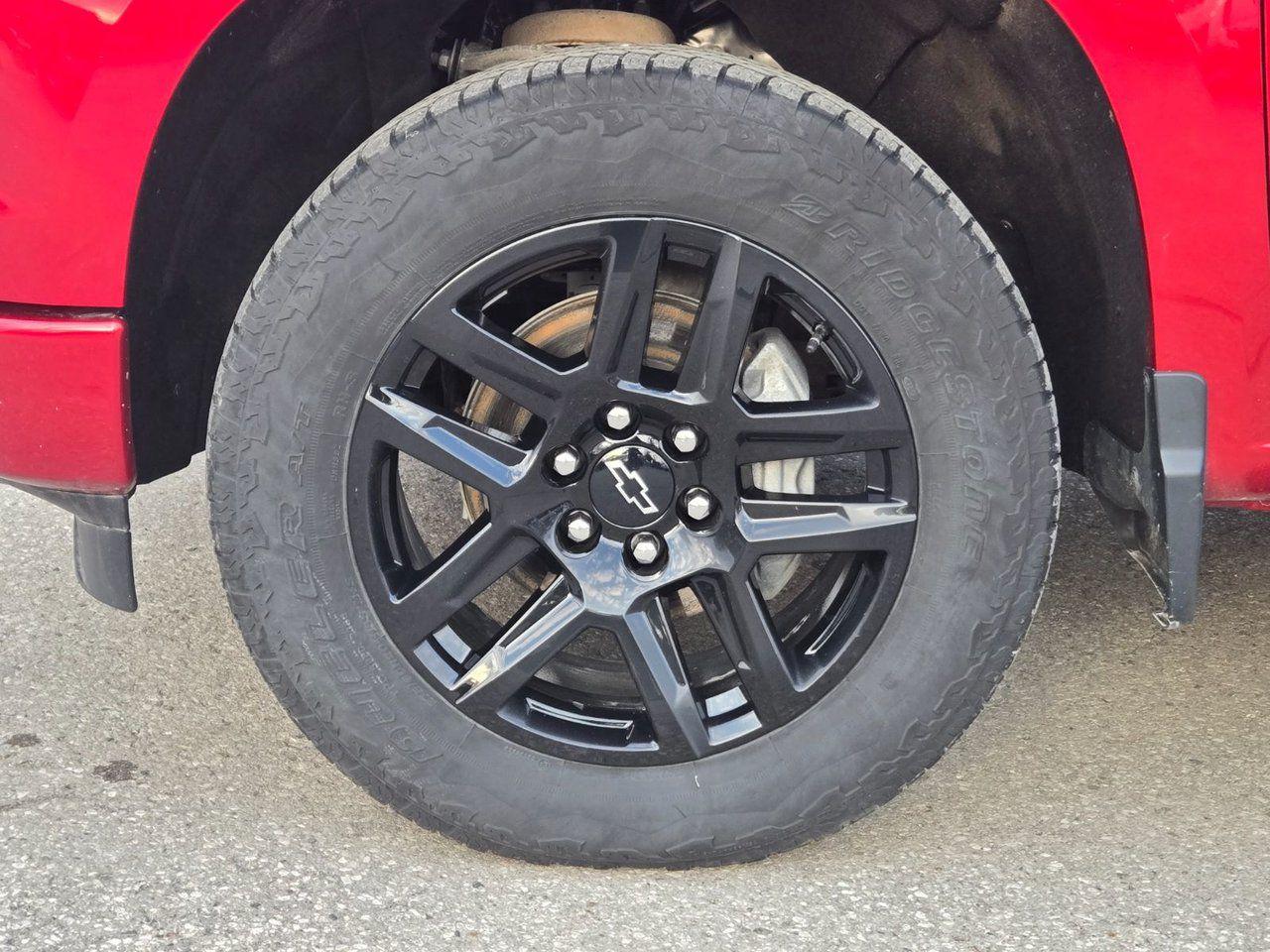 2023 Chevrolet Silverado 1500 RST - Photo #9