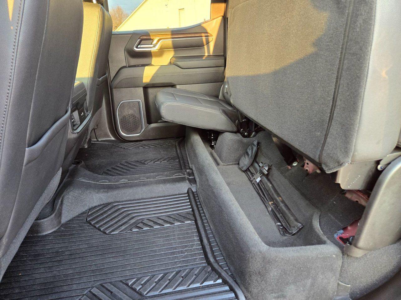 2023 Chevrolet Silverado 1500 RST - Photo #27