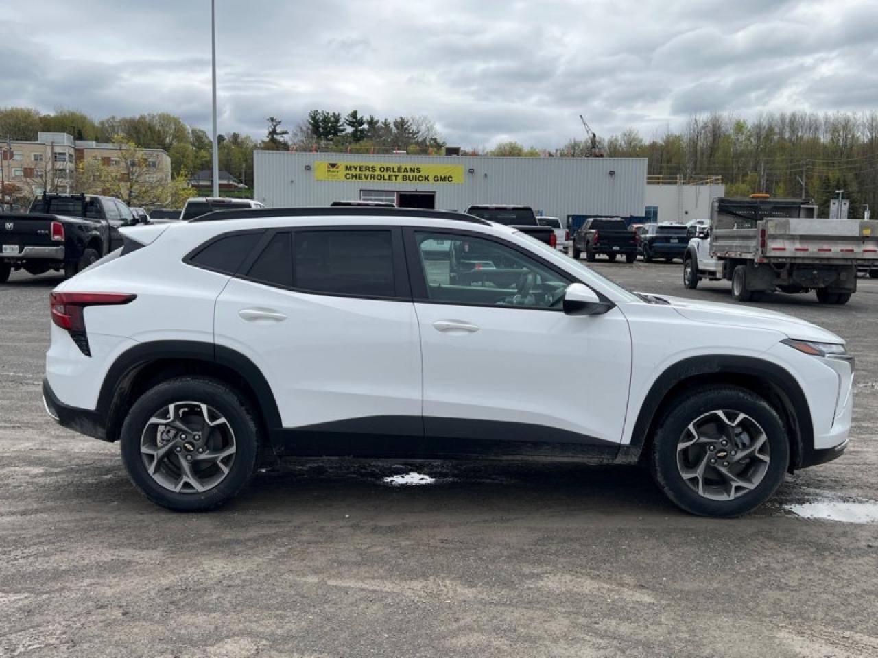 2025 Chevrolet Trax LT  - Heated Seats -  Remote Start Photo