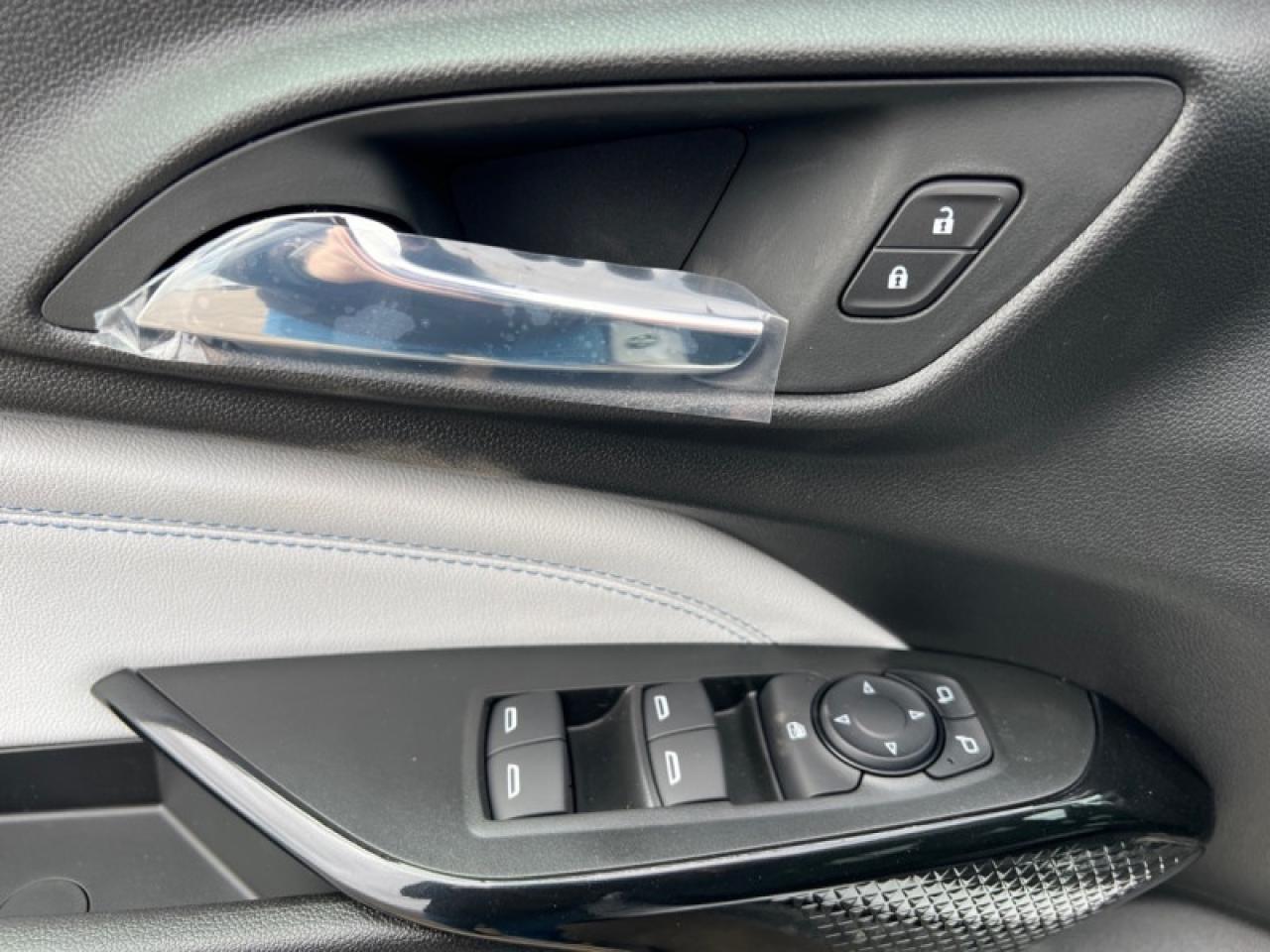 2025 Chevrolet Trax LT  - Heated Seats -  Remote Start Photo