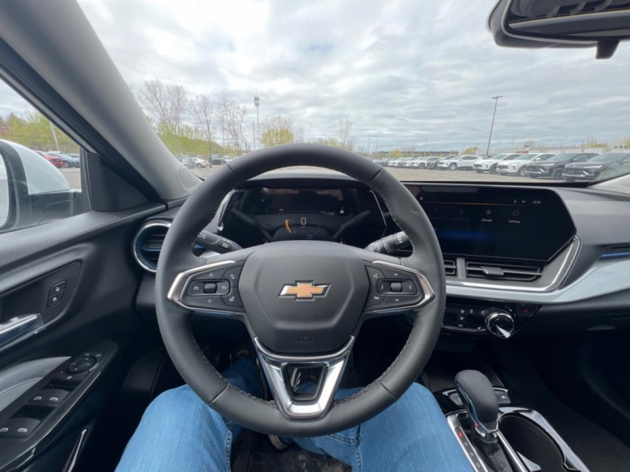 2025 Chevrolet Trax LT  - Heated Seats -  Remote Start Photo