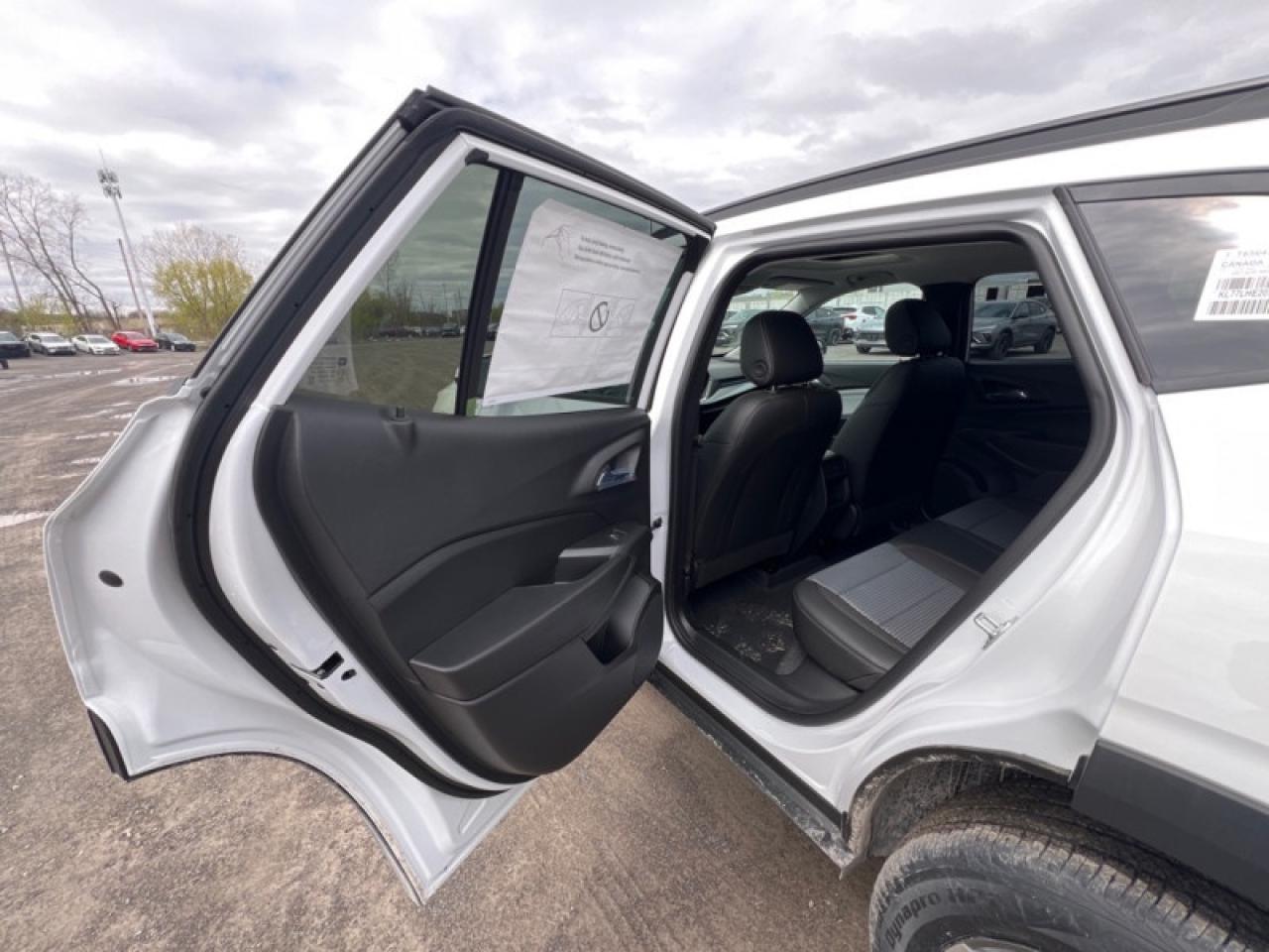 2025 Chevrolet Trax LT  - Heated Seats -  Remote Start Photo