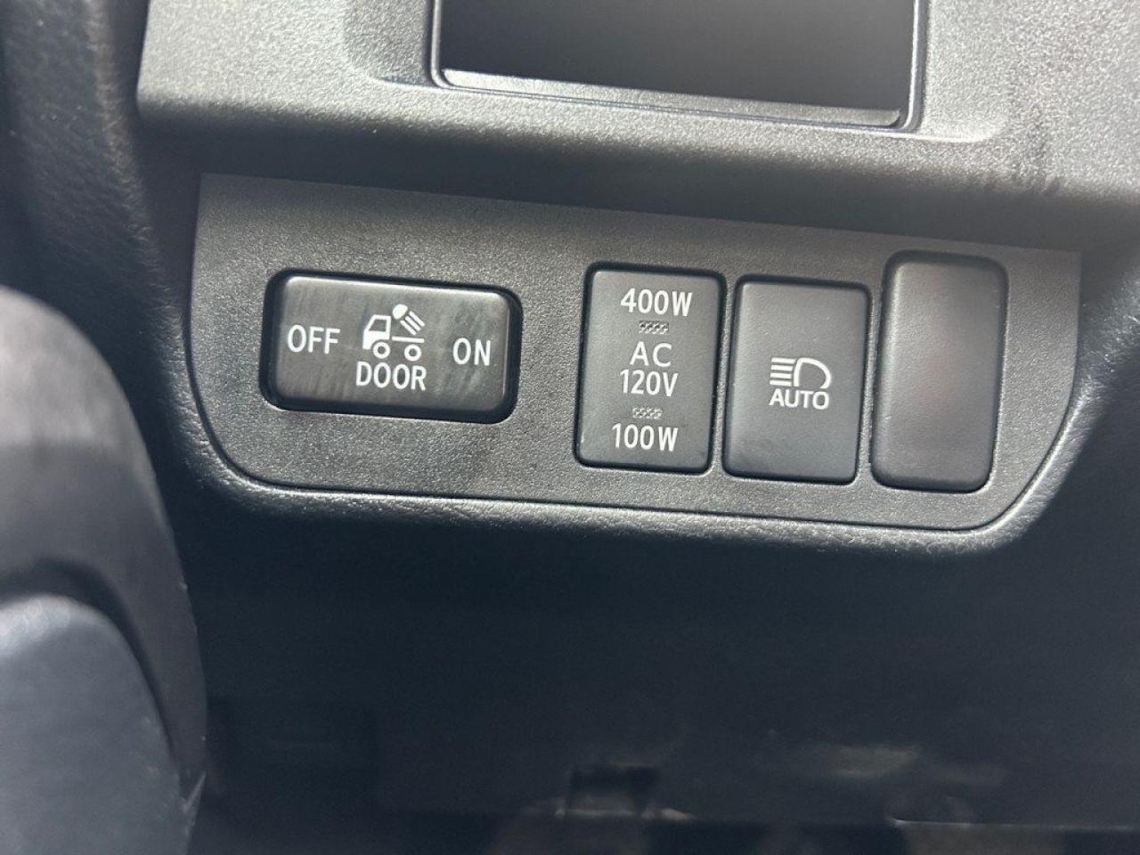 12405300