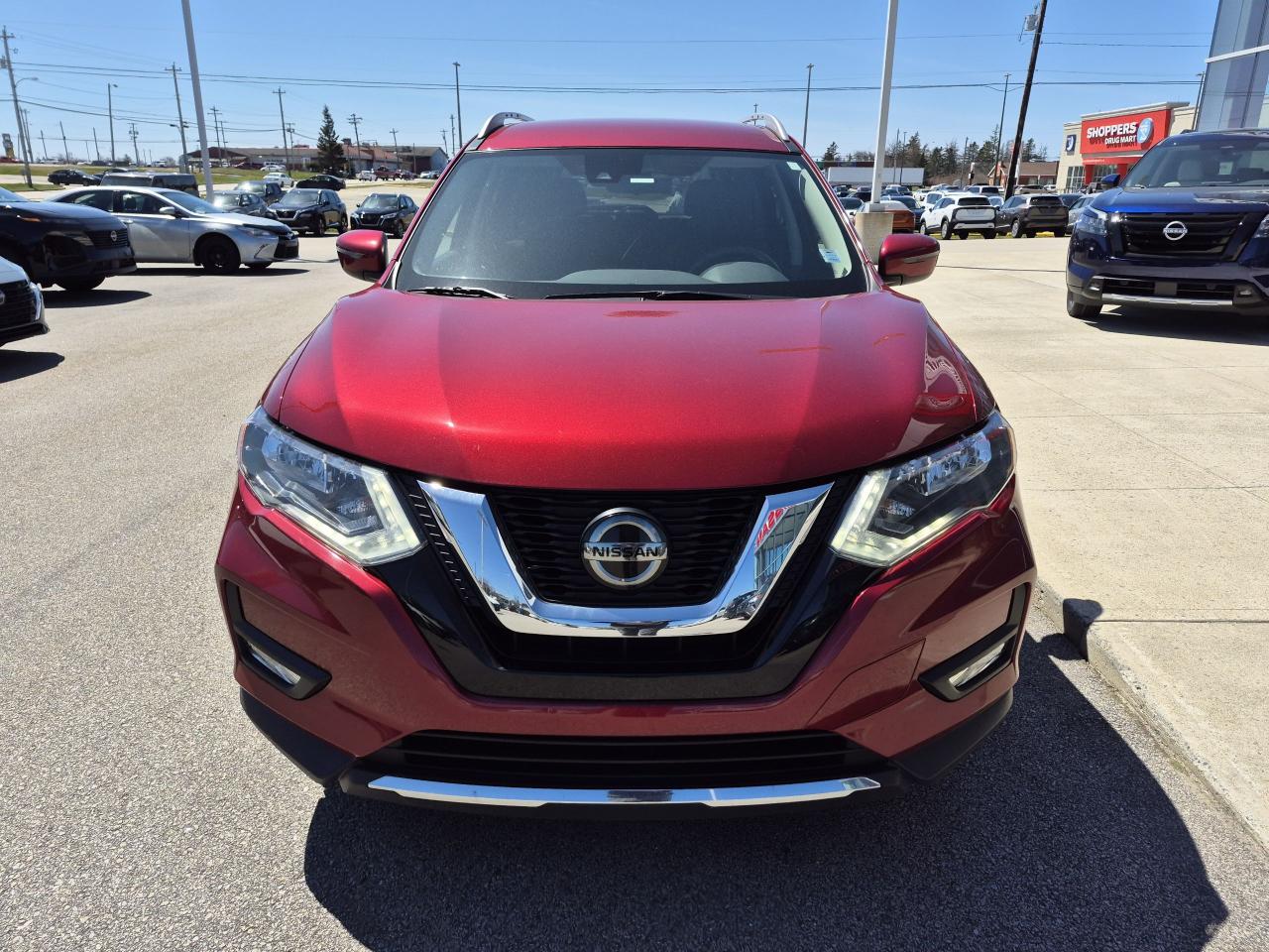 2020 Nissan Rogue SV Photo2