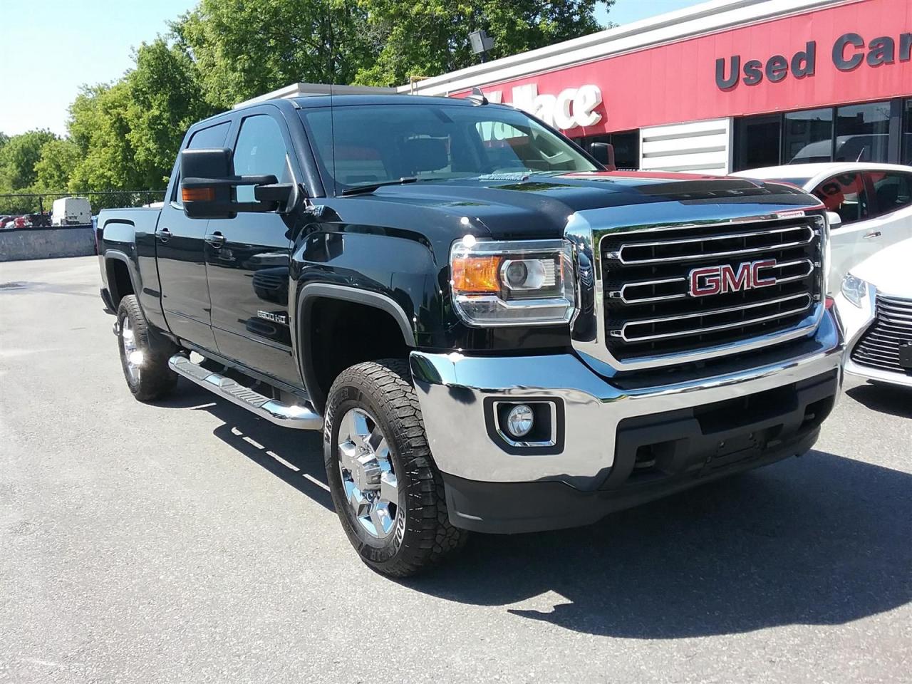 Used 2016 GMC Sierra 2500 | SLE | Crew Cab | 4X4 | DURAMAX DIESEL for sale in Ottawa, ON