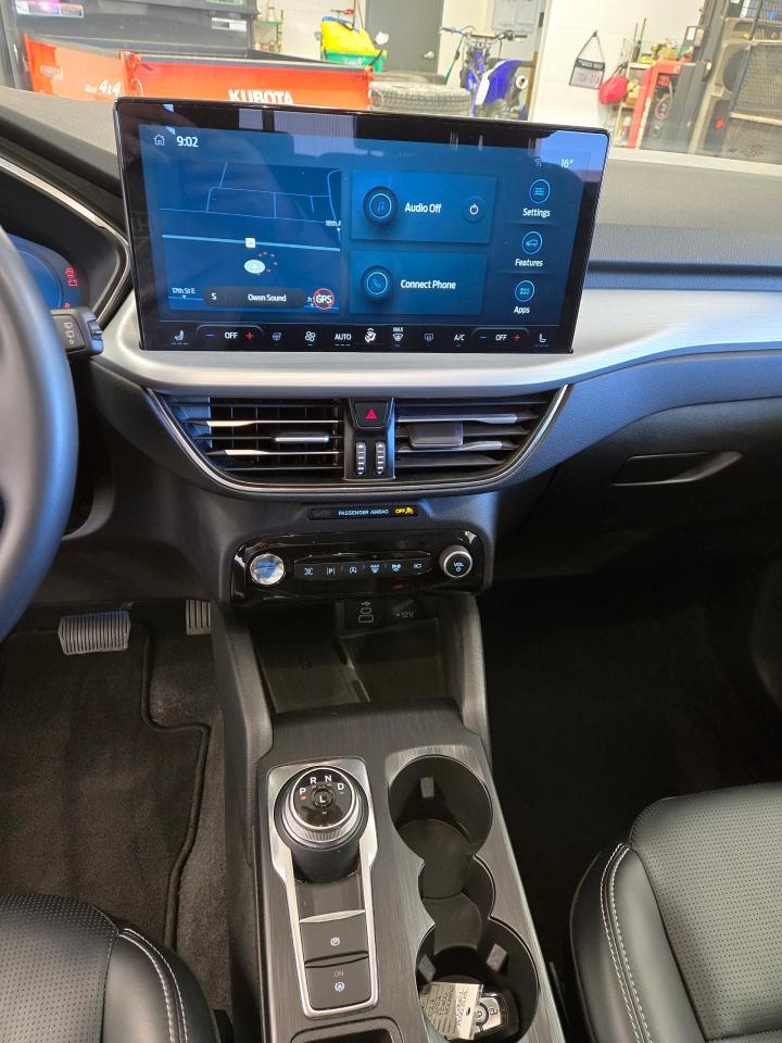2024 Ford Escape Platinum Photo