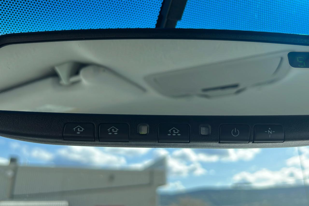 2011 Toyota Sienna LE AWD Photo