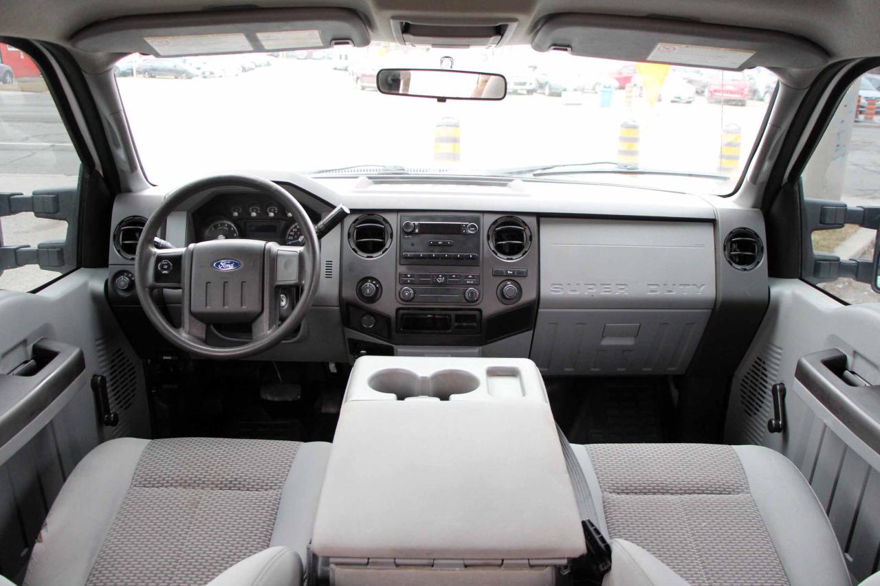 2012 Ford F-250 4WD Crew Cab 172" XL - Photo #18