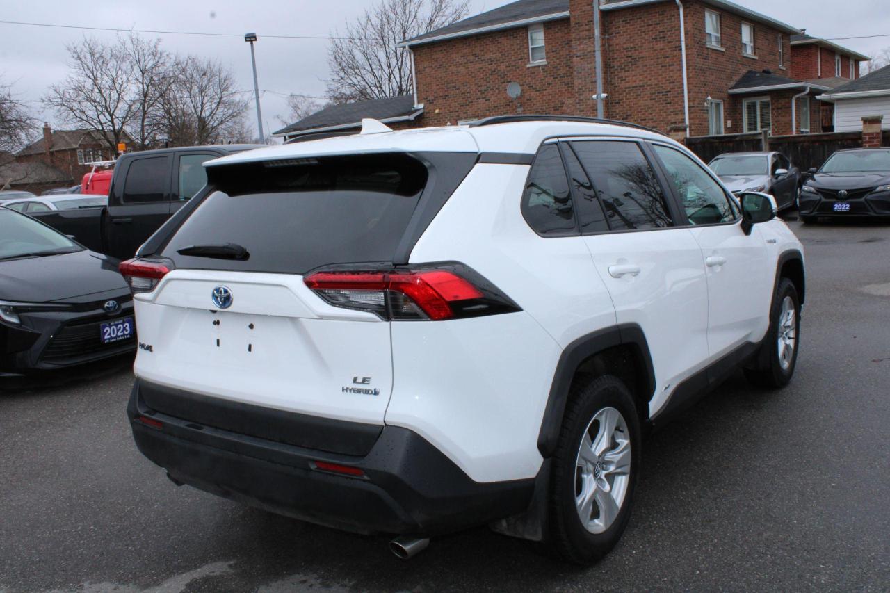 2021 Toyota RAV4 Hybrid LE AWD - Photo #4