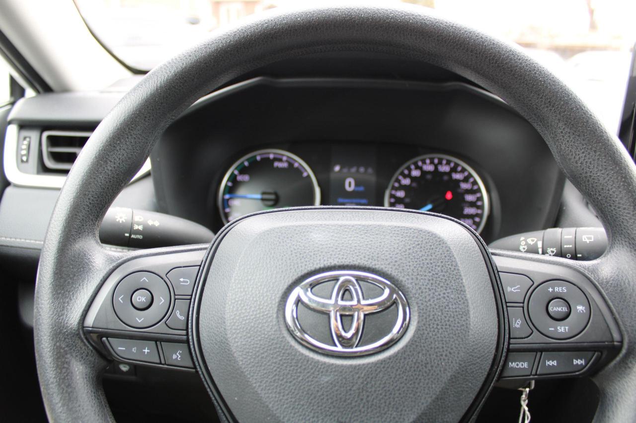 2021 Toyota RAV4 Hybrid LE AWD - Photo #10