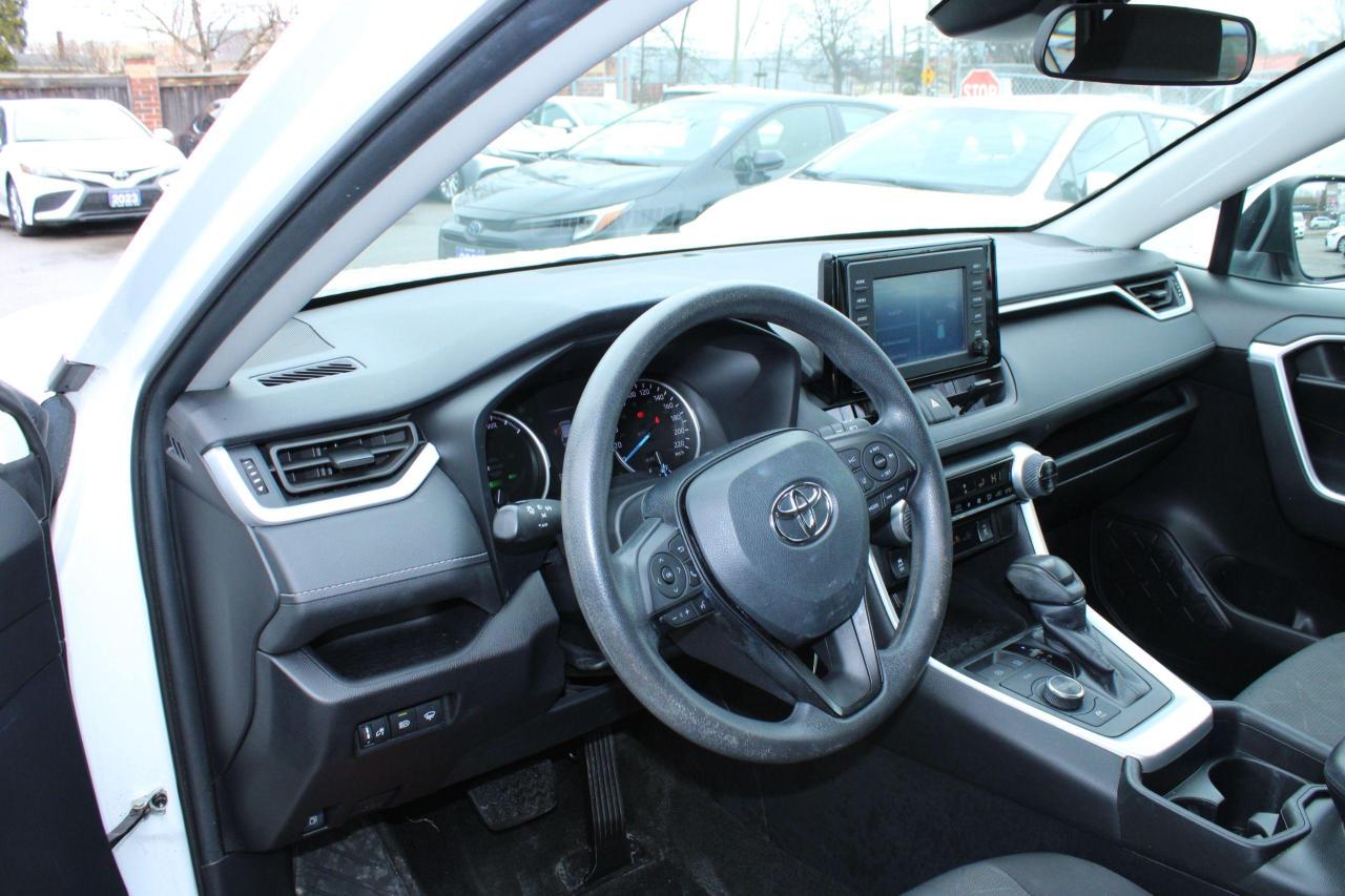 2021 Toyota RAV4 Hybrid LE AWD - Photo #16