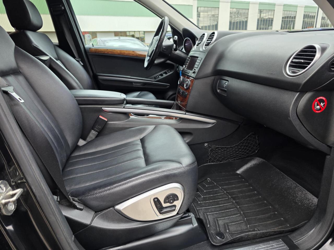 2008 Mercedes-Benz M-Class ML 320 CDI 4Matic Diesel Photo