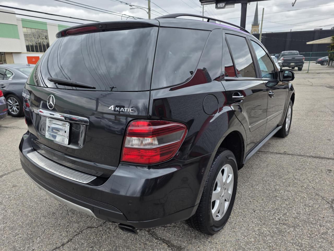 2008 Mercedes-Benz M-Class ML 320 CDI 4Matic Diesel Photo
