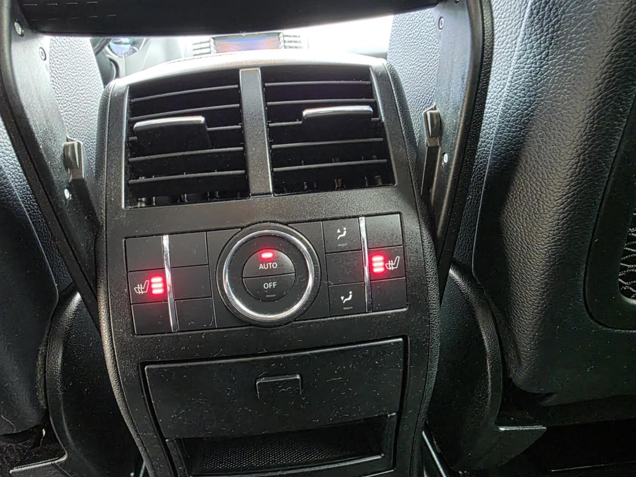 2008 Mercedes-Benz M-Class ML 320 CDI 4Matic Diesel Photo