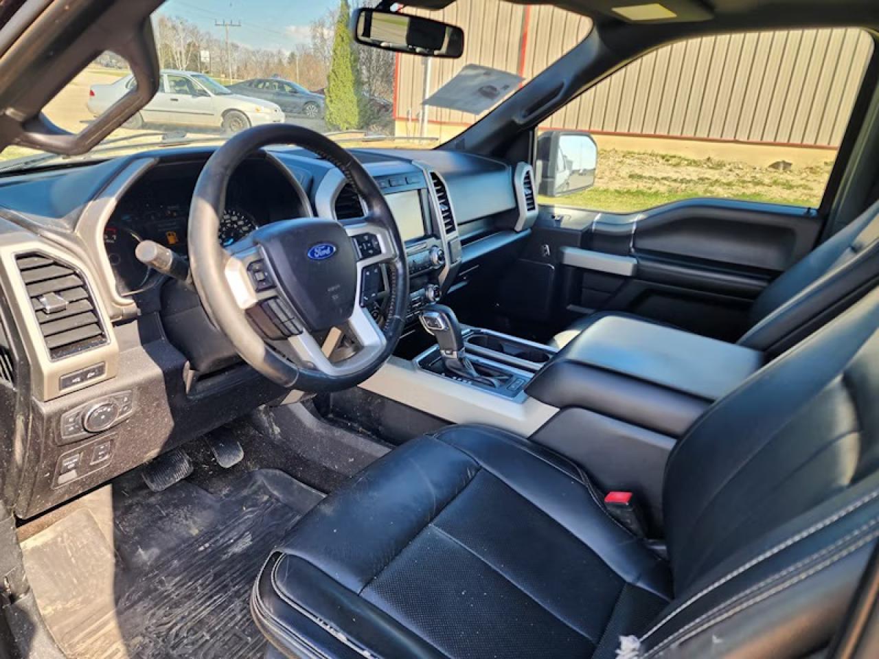 2019 Ford F-150 Lariat 4WD SuperCrew 5.5' Box Photo