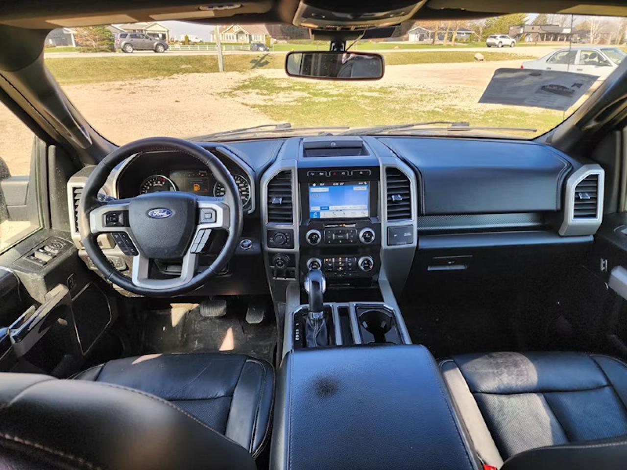 2019 Ford F-150 Lariat 4WD SuperCrew 5.5' Box Photo