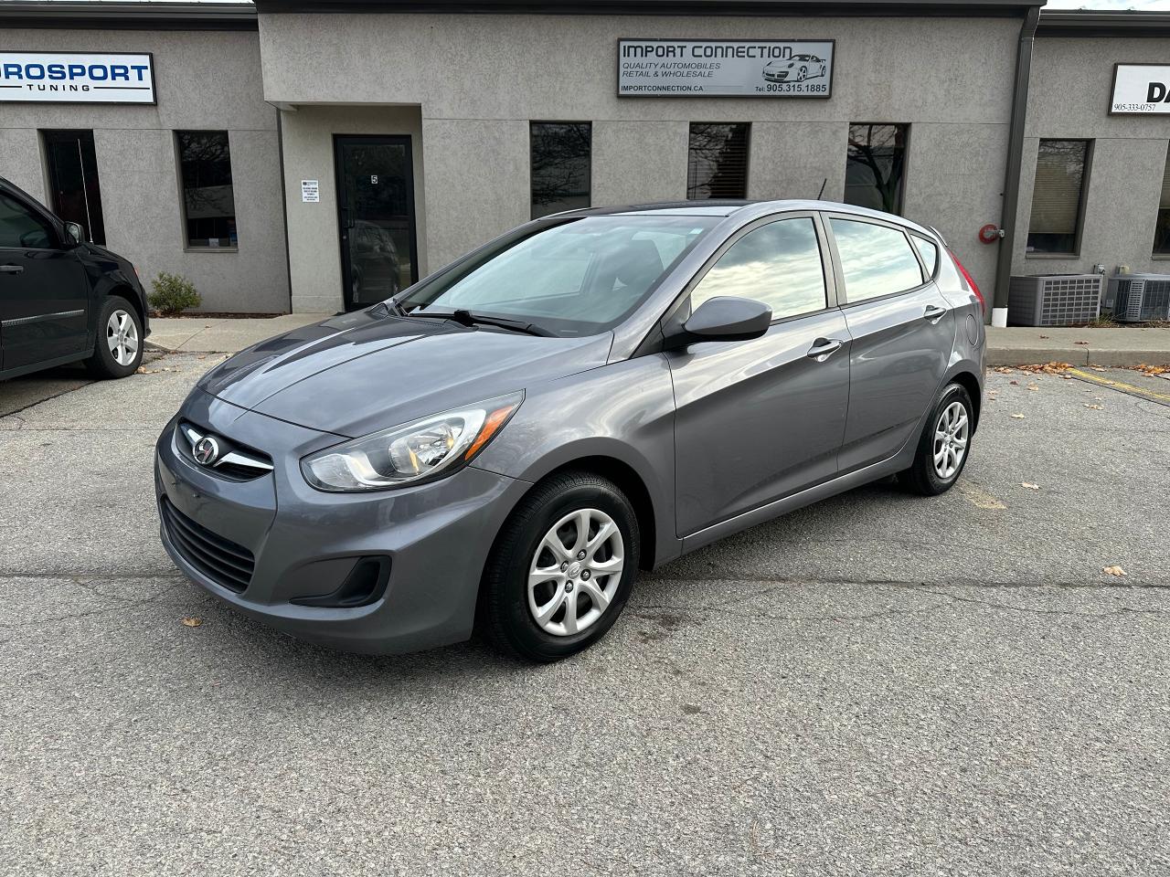 2014 Hyundai Accent HB|VERY CLEAN|SERVICE RECORDS|CERTIFIED!