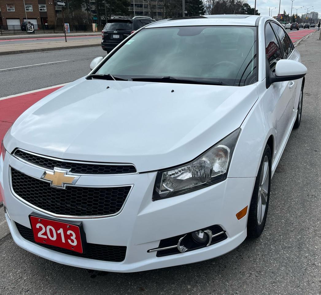 2013 Chevrolet Cruze 2LT - Leather - Sunroof -Backup Cam-Heated Seats Photo1