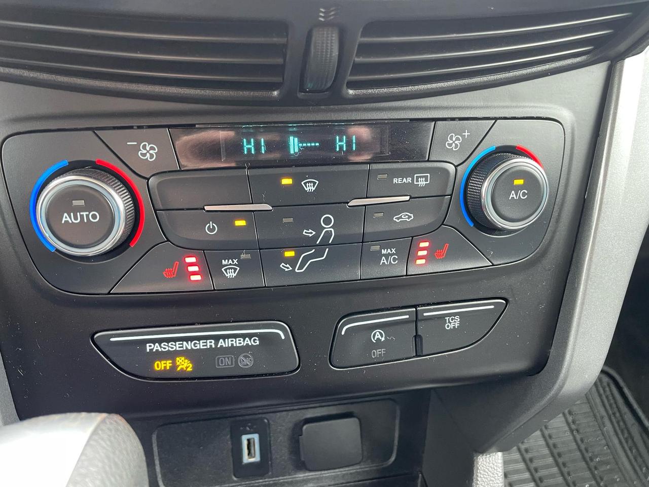 2017 Ford Escape AUTO SE NAVIGATION BLUETOOTH CAMERA H-SEATS Photo