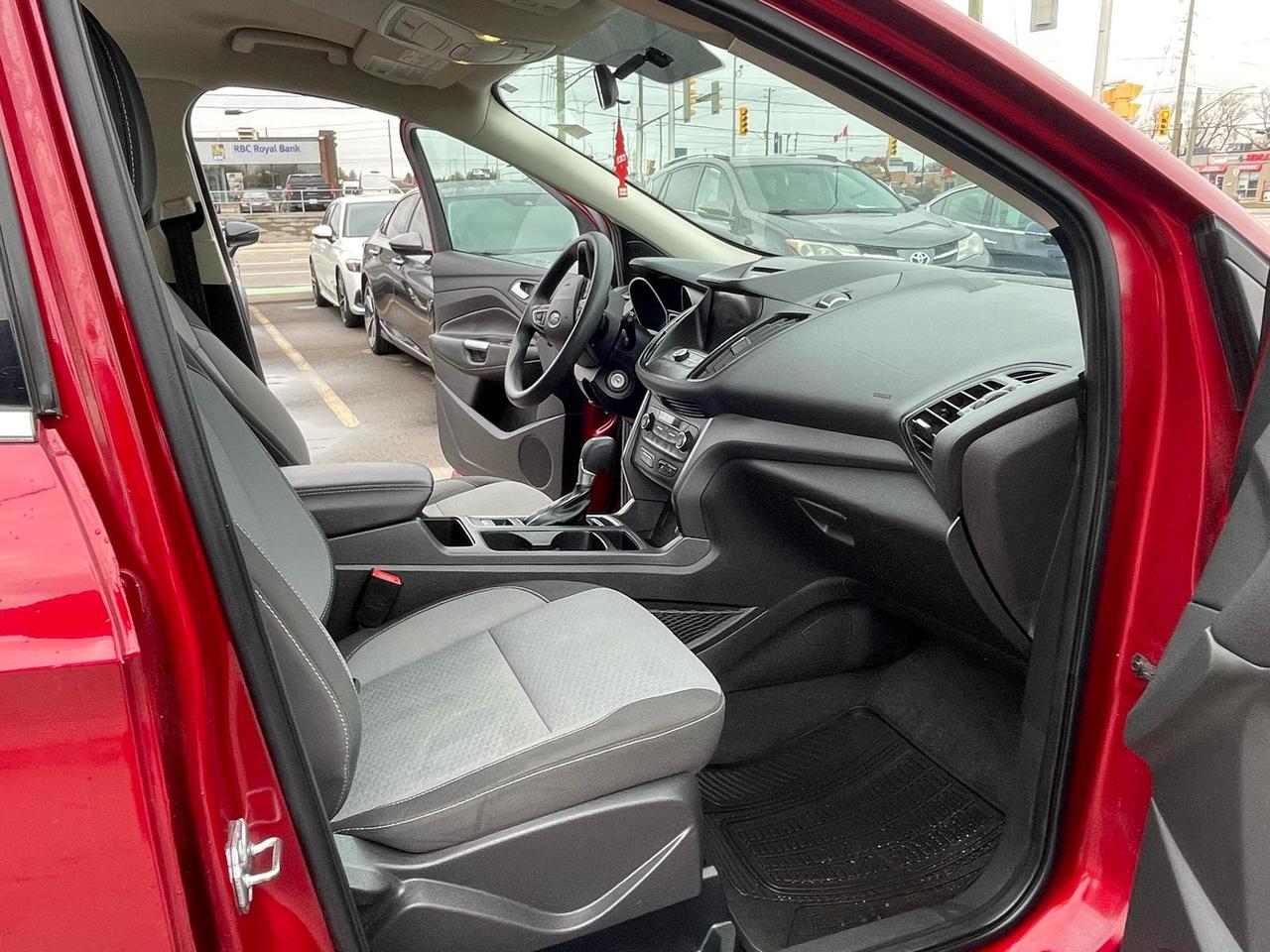 2017 Ford Escape AUTO SE NAVIGATION BLUETOOTH CAMERA H-SEATS Photo