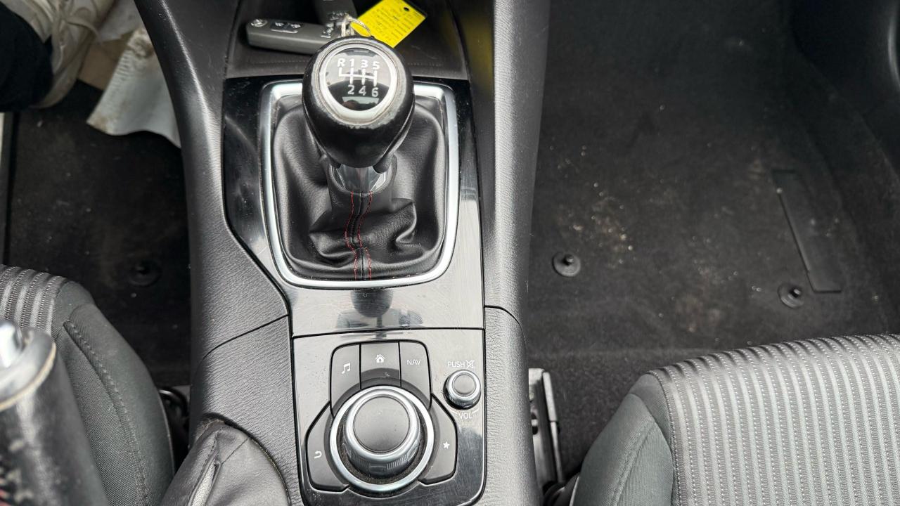 2014 Mazda MAZDA3 GS-SKY - Photo #14